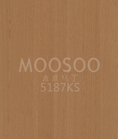 Paneler i massiv eikefiner