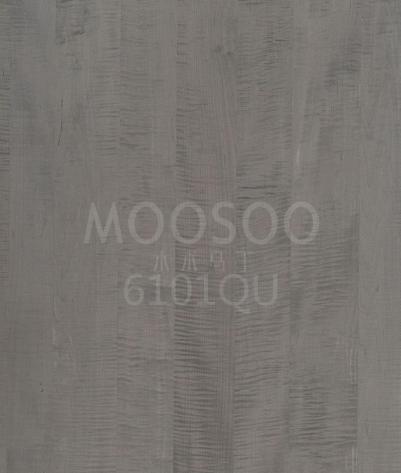 Ferdigbehandlede gulvpaneler i lønn