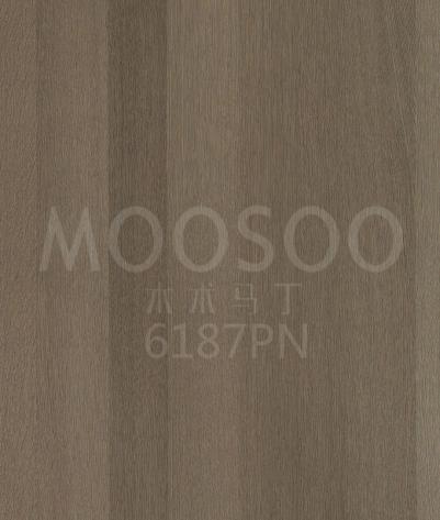 Parkettgulv i hvit eik